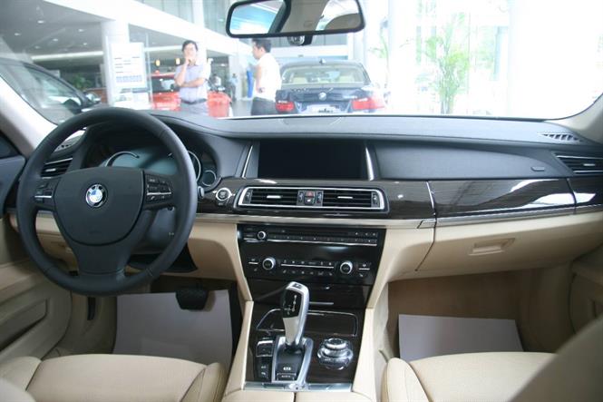 Ảnh BMW 7 Series 750Li 2014